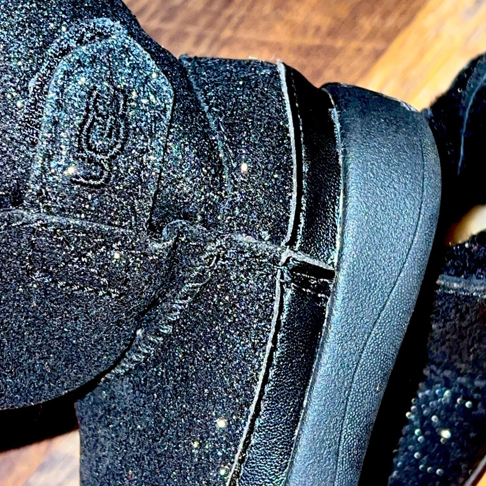 Black UGG infant boots